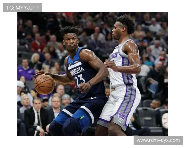 安德森与爱德华兹联手出击,共谱新闻新篇章 安德森与爱德华兹联手出击,共谱新闻新篇章